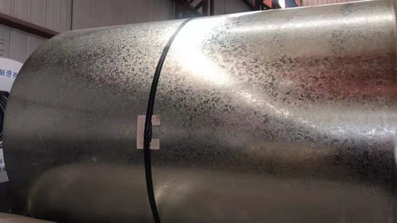 600--1500mm πλάτος Ζυγισμένα τυλιγμένα χάλυβα 0,12 mm-4,0 mm πάχος Z30-275g σιδηροπλακέτα σε ρολό/τυλιγμένο για τις απαιτήσεις σας