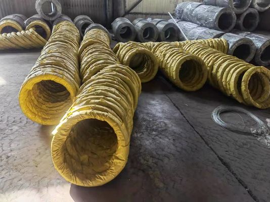 Q195 Q235 Βαθμός Γαλβανισμένο σύρμα Δυνατό και ανθεκτικό 3,5 mm x 300m μήκος για εφαρμογές βαρέων φορτίων