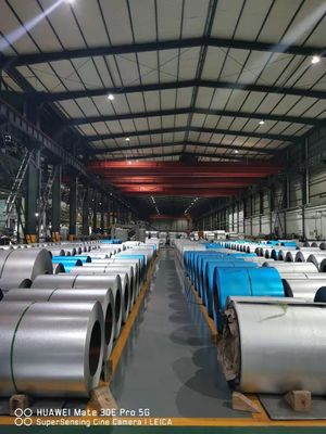 Επικάλυπτο από ατσάλι galvalume coil για ζεστά βουτηγμένα γαλβανισμένα coils μεταλλικά φύλλα οροφής οικοδομικά υλικά αλουμινοποιημένο ψευδάργυρο