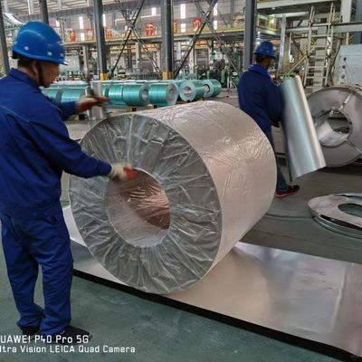 20-275g/m2 Επιχρισμός ψευδαργύρου ASTM Πρότυπο Προσαρμόσιμα χρώματα Επικάλυψη Ζυγισμένων Σιδηροειδών για διάφορες εφαρμογές κτιρίων